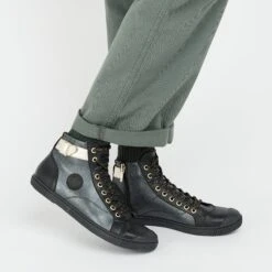 Produits populaires -Pataugas[ Soldes Boutique LATSA 628259946 NOIR DORE