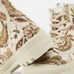 Pataugas AUTHENTIQUE M/FL F4H BEIGE 15 Pataugas AUTHENTIQUE M/FL F4H BEIGE -Pataugas[ Soldes Boutique OGMFLF4H628180150 BEIGE Detail